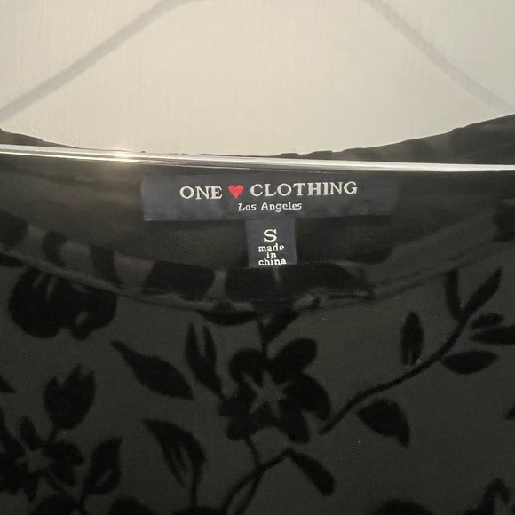 One Heart Clothing Black Dress - Picture 4 of 6